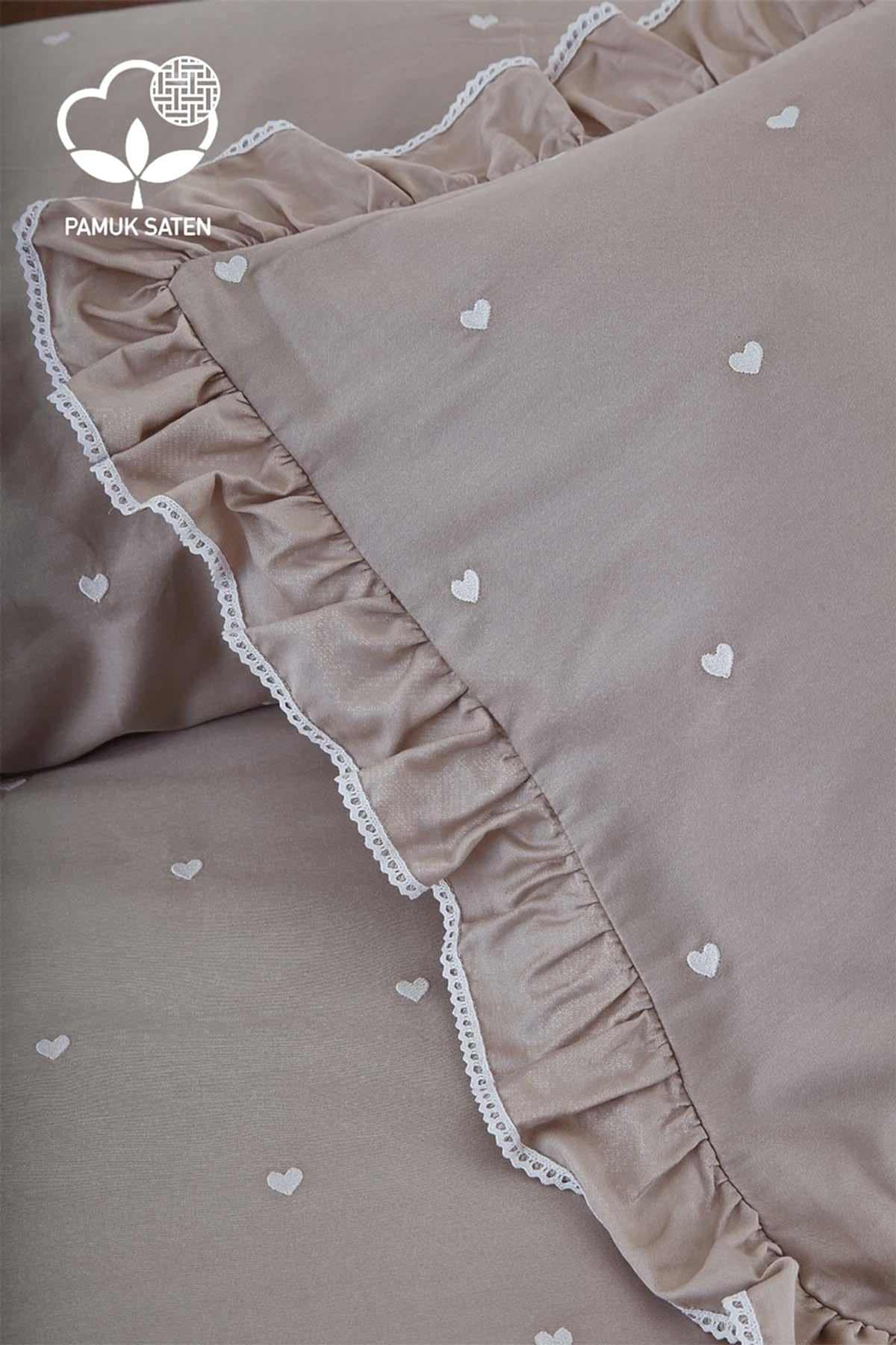 Amore Pamuk Saten Çift Kişilik Kalpli Nevresim Takımı