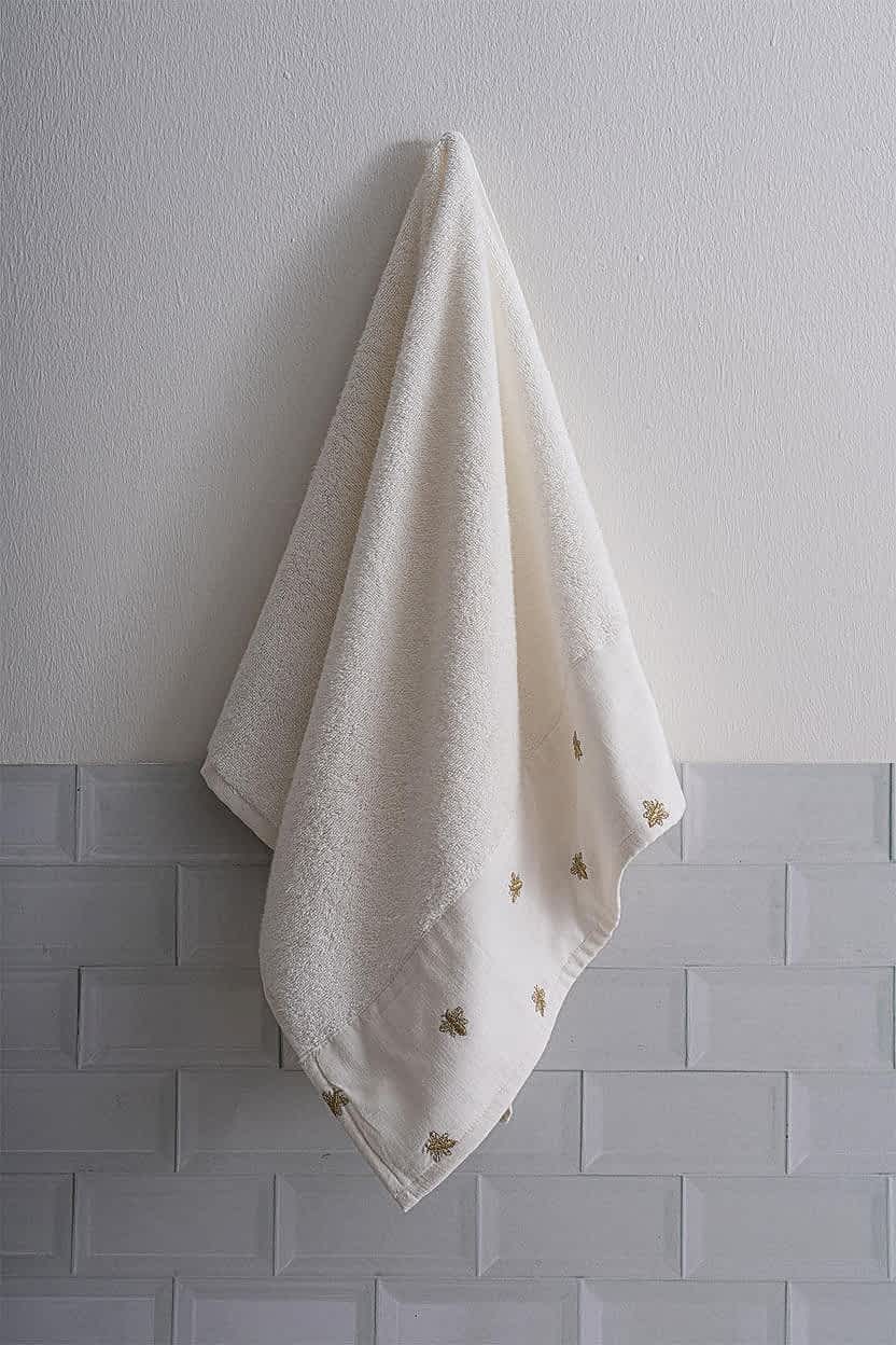 Bee Life Arı Nakışlı Banyo Havlusu (90 x 150 cm)