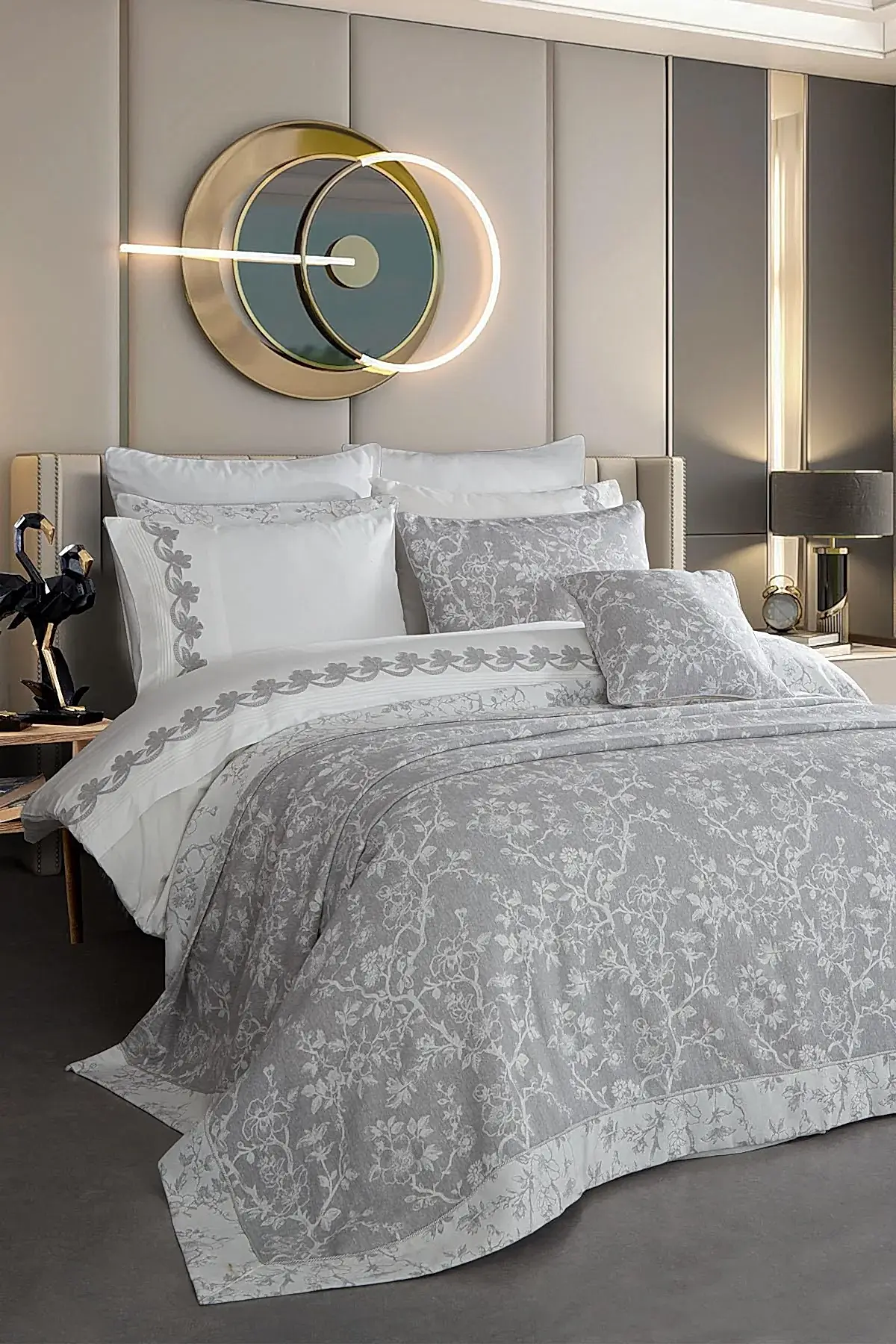 Dante Çiçek Nakışlı Çift Kişilik 10 Parça Nevresim + Pike Set