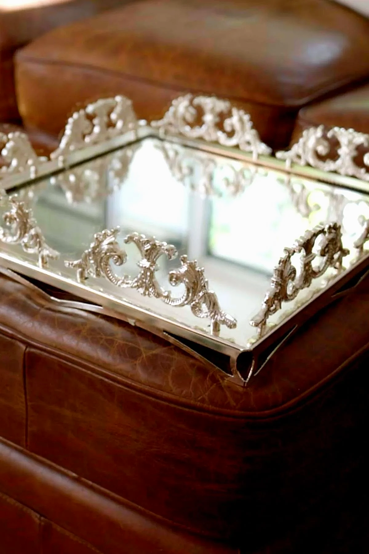 Elite Taç İşlemeli Dikdörtgen Gümüş Büyük Tepsi (46 x 32 cm) - Nazik Home - Yuvama Değer!