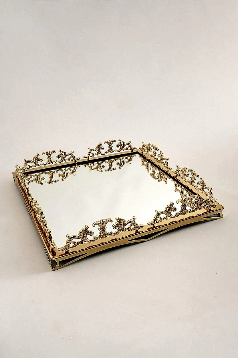 Elite Taç İşlemeli Kare Altın Büyük Tepsi (47 x 47 cm) - Nazik Home - Yuvama Değer!