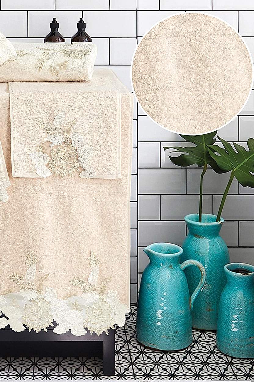 Floransa Dantelli Banyo Havlusu (90 x 150 cm)