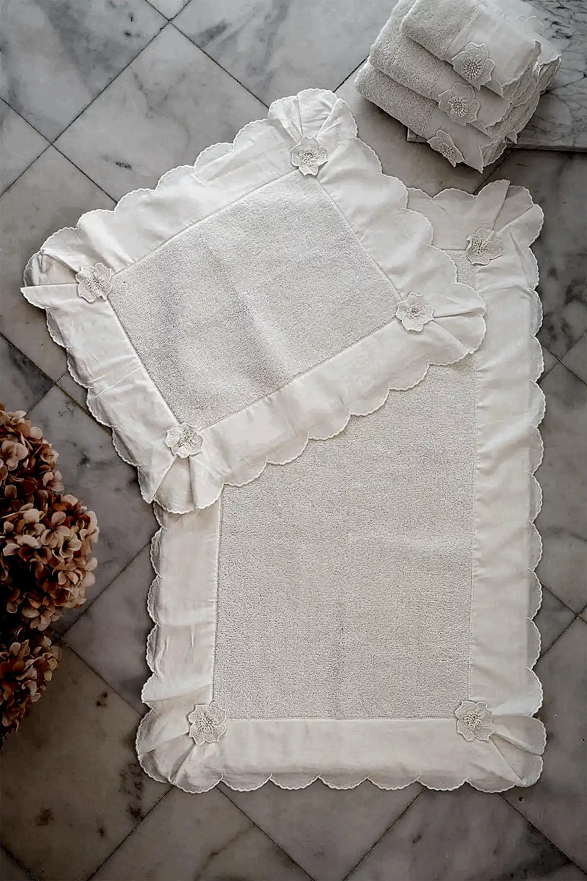 Hanzade Çiçek İşlemeli 2'li Paspas Set (60 x 100 cm)