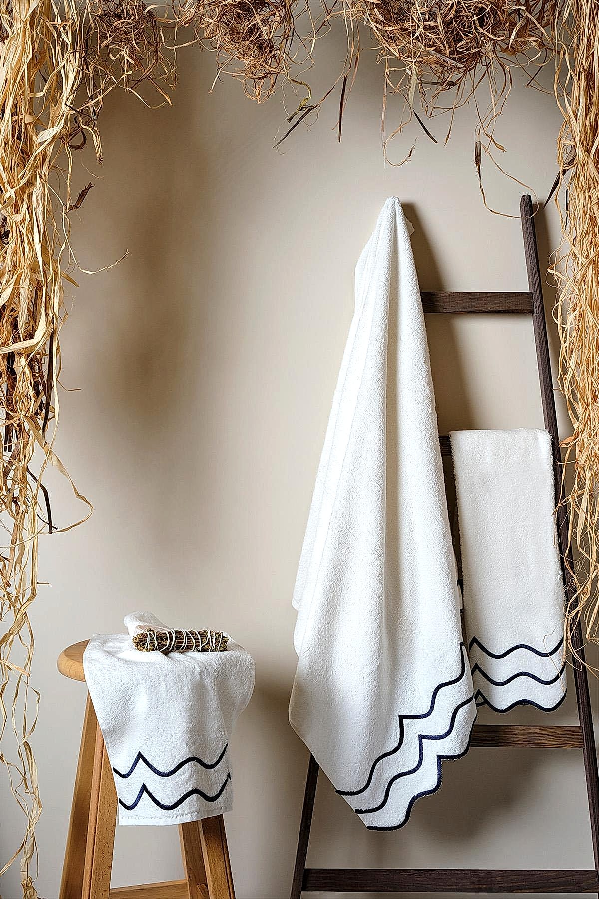 Helena Banyo Havlusu (90 x 150 cm) - Nazik Home - Yuvama Değer!