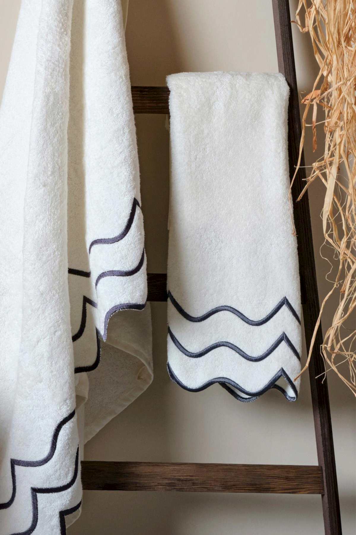 Helena Yüz Havlusu (50 x 90 cm) - Nazik Home - Yuvama Değer!