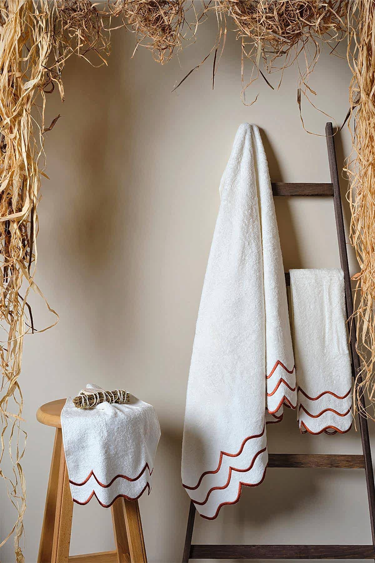 Helena Yüz Havlusu (50 x 90 cm) - Nazik Home - Yuvama Değer!