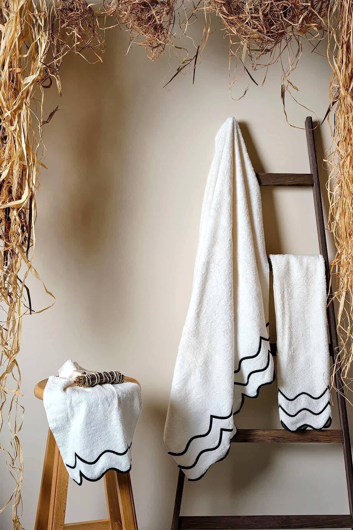 Helena Yüz Havlusu (50 x 90 cm) - Nazik Home - Yuvama Değer!