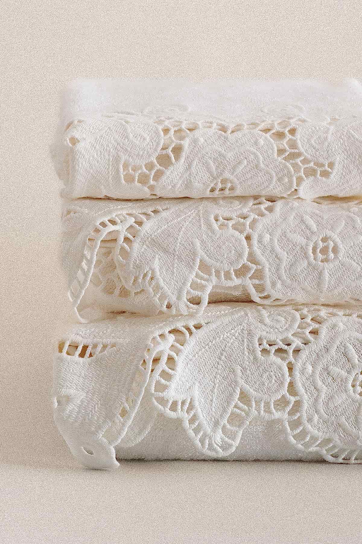 Hidiv Dantelli El Havlusu (30 x 50 cm) - Nazik Home - Yuvama Değer!