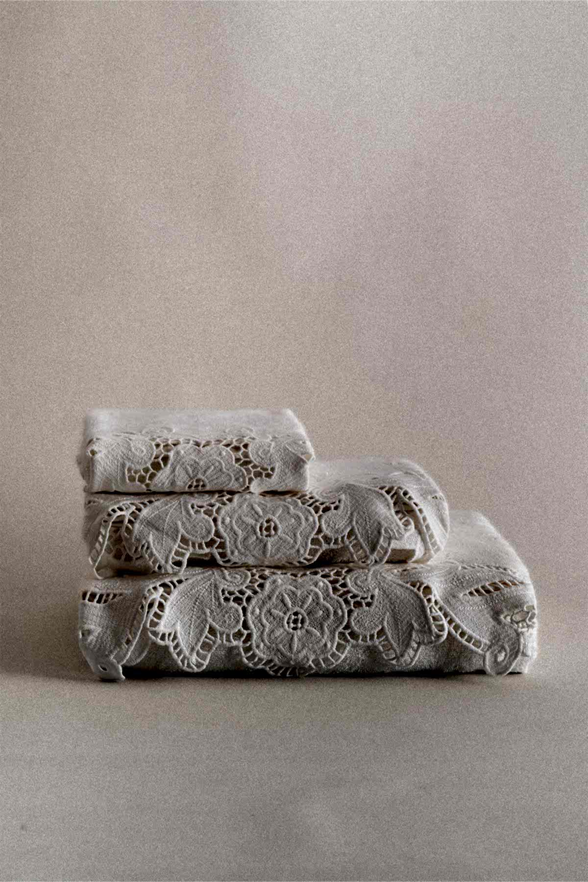 Hidiv Dantelli Yüz Havlusu (50 x 90 cm) - Nazik Home - Yuvama Değer!