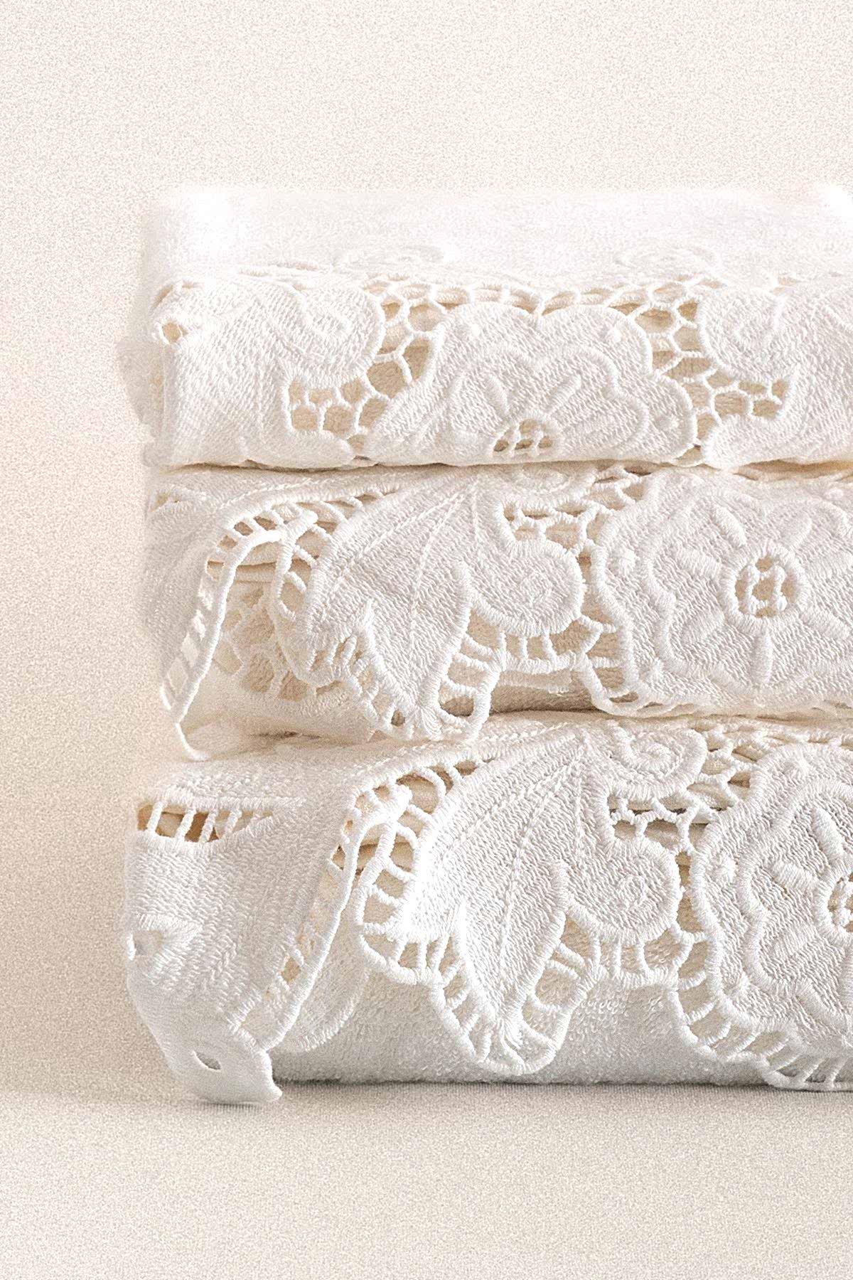 Hidiv Dantelli Yüz Havlusu (50 x 90 cm) - Nazik Home - Yuvama Değer!