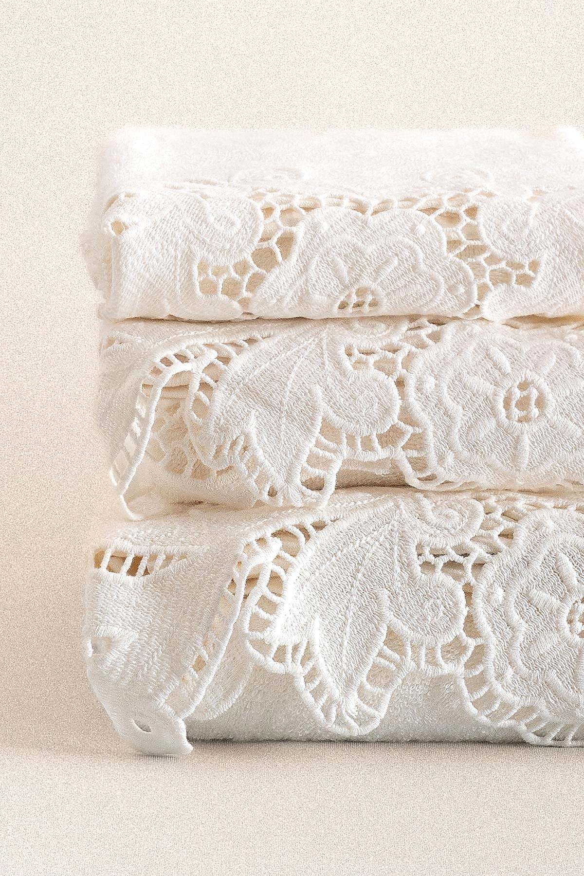 Hidiv Dantelli Banyo Havlusu (90 x 150 cm) - Nazik Home - Yuvama Değer!