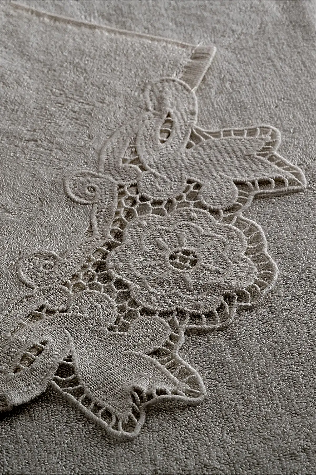 Hidiv Dantelli Banyo Havlusu (90 x 150 cm) - Nazik Home - Yuvama Değer!