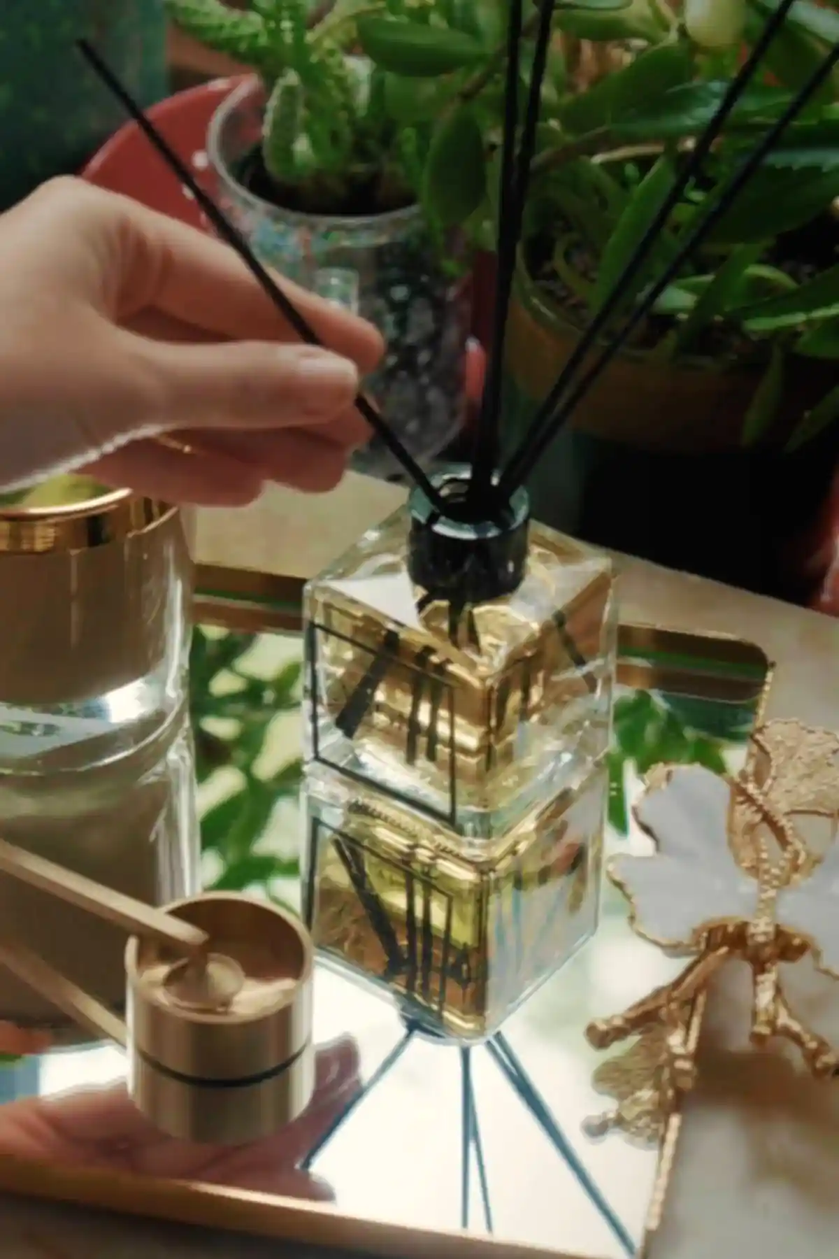 Laura Kelebek Kulplu Altın-Mine Büyük Tepsi (40 x 26 cm) - Nazik Home - Yuvama Değer!