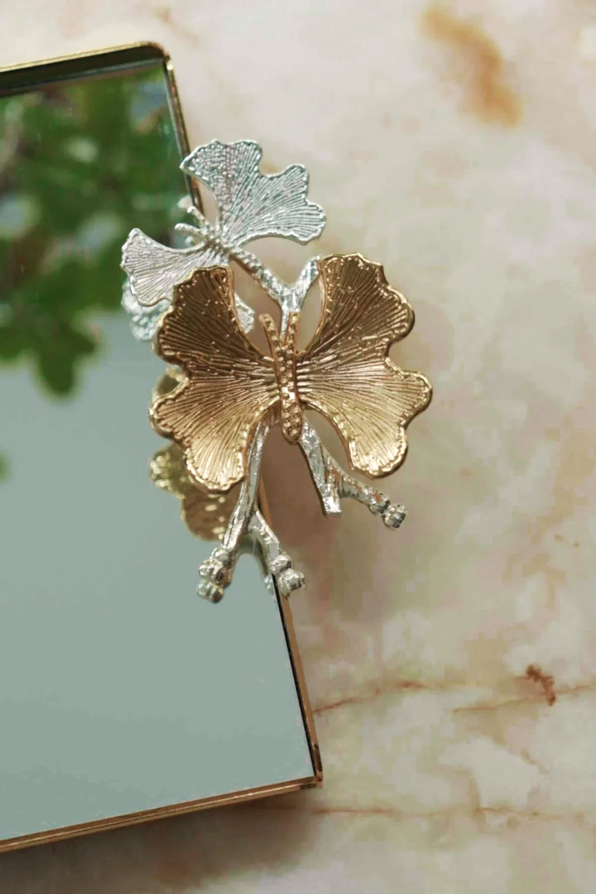 Laura Kelebek Kulplu Altın Mini Tepsi (22 x 15 cm) - Nazik Home - Yuvama Değer!