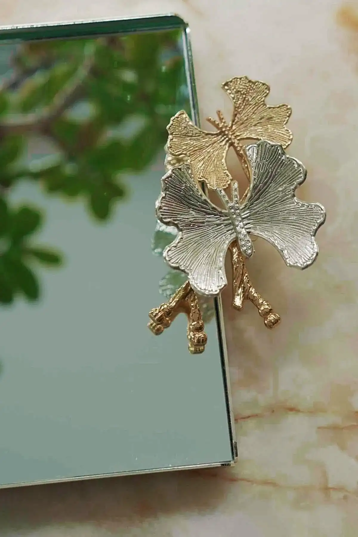 Laura Kelebek Kulplu Gümüş Küçük Tepsi (26 x 18 cm) - Nazik Home - Yuvama Değer!