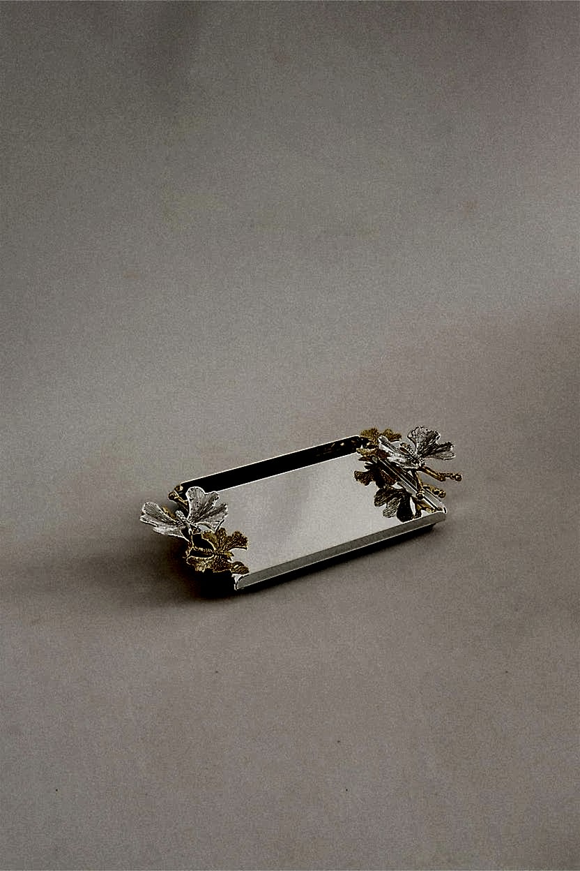 Laura Kelebek Kulplu Gümüş Mini Tepsi (22 x 15 cm) - Nazik Home - Yuvama Değer!