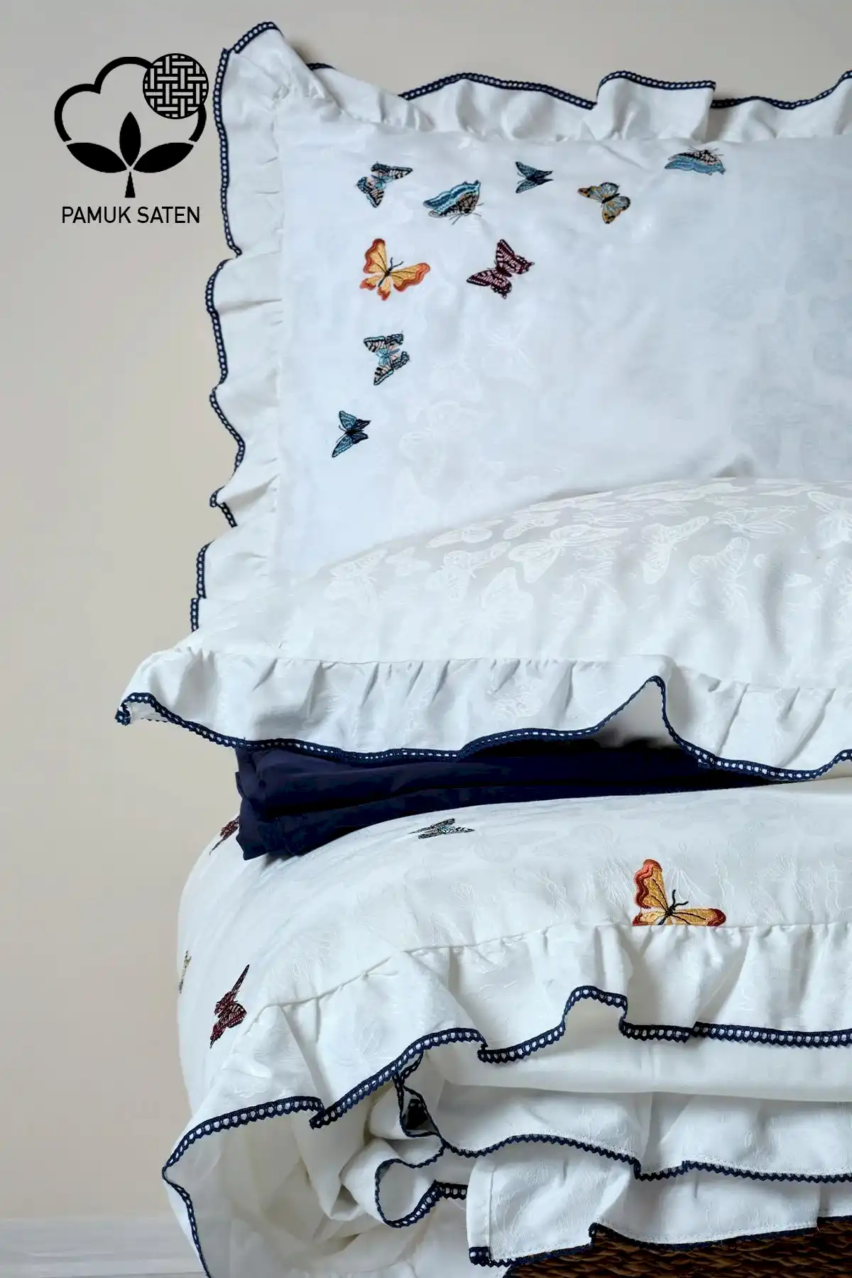 Laura Kelebek Nakışlı Pamuk Saten Çift Kişilik Nevresim Takımı - Nazik Home - Yuvama Değer!