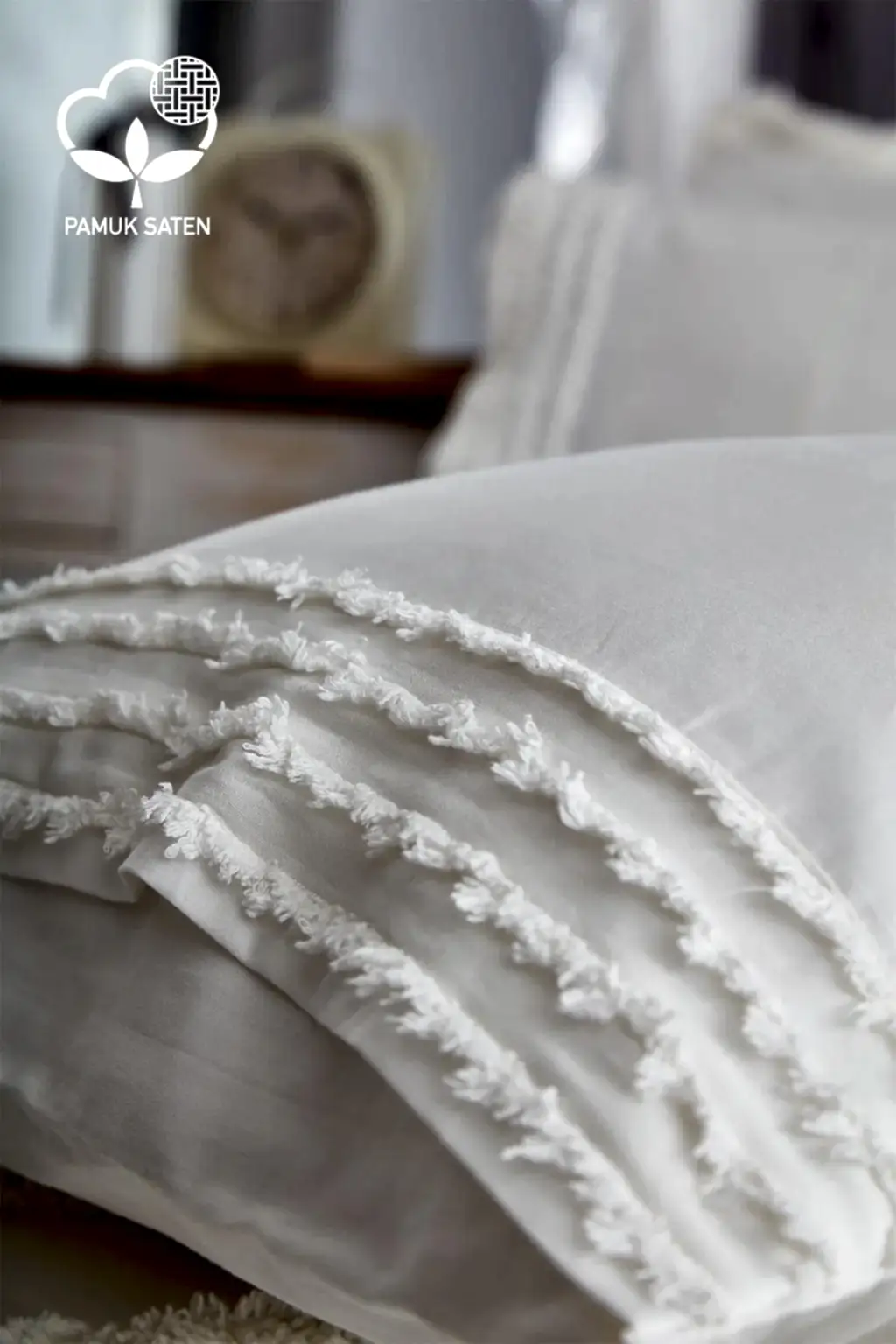 Lucas Pelüş Çift Kişilik 9 Parça Nevresim + Pike Set - Nazik Home - Yuvama Değer!