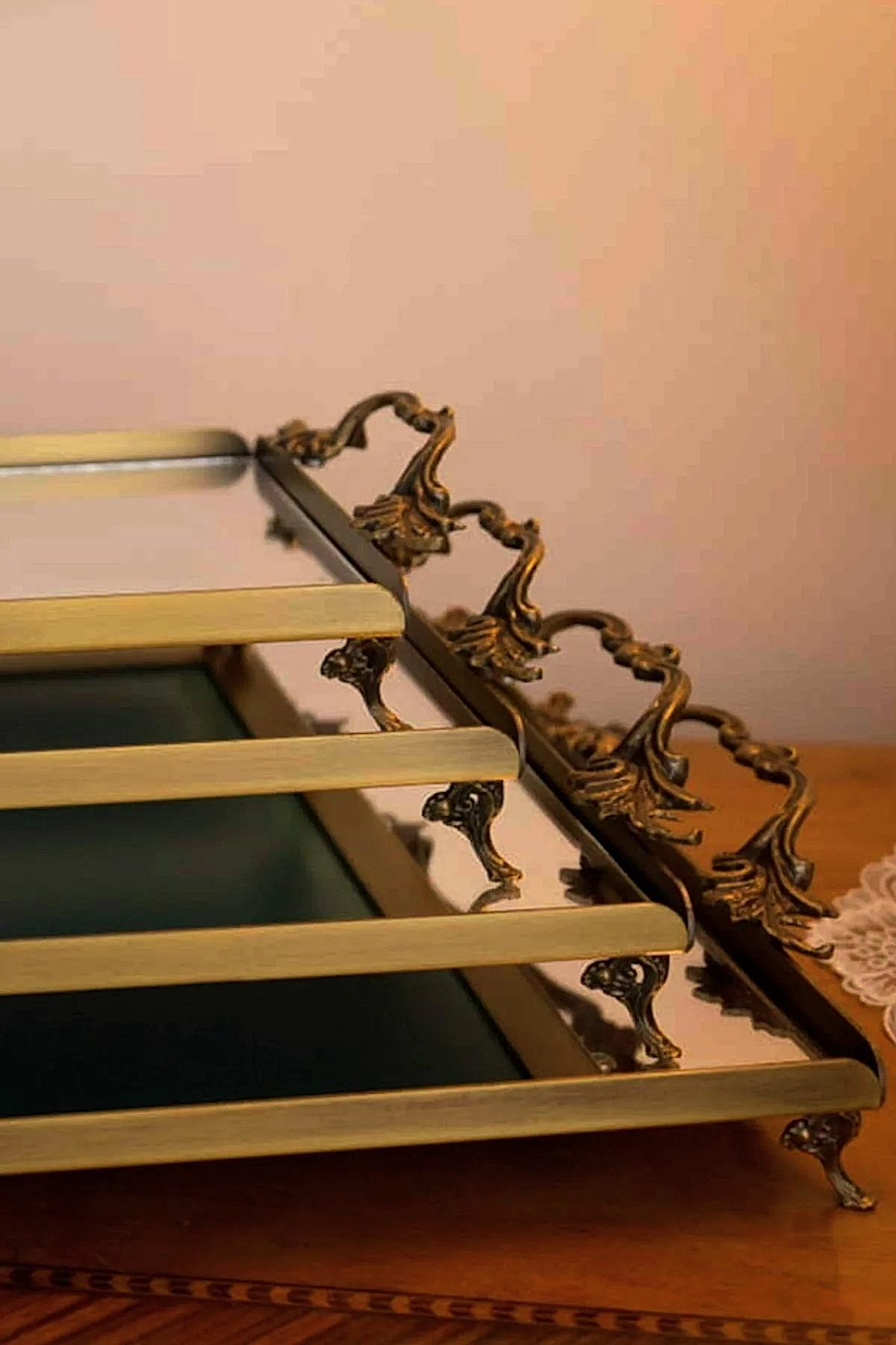 Mabel Zarif Kulplu Eskitme Mini Tepsi (25 x 15 cm) - Nazik Home - Yuvama Değer!