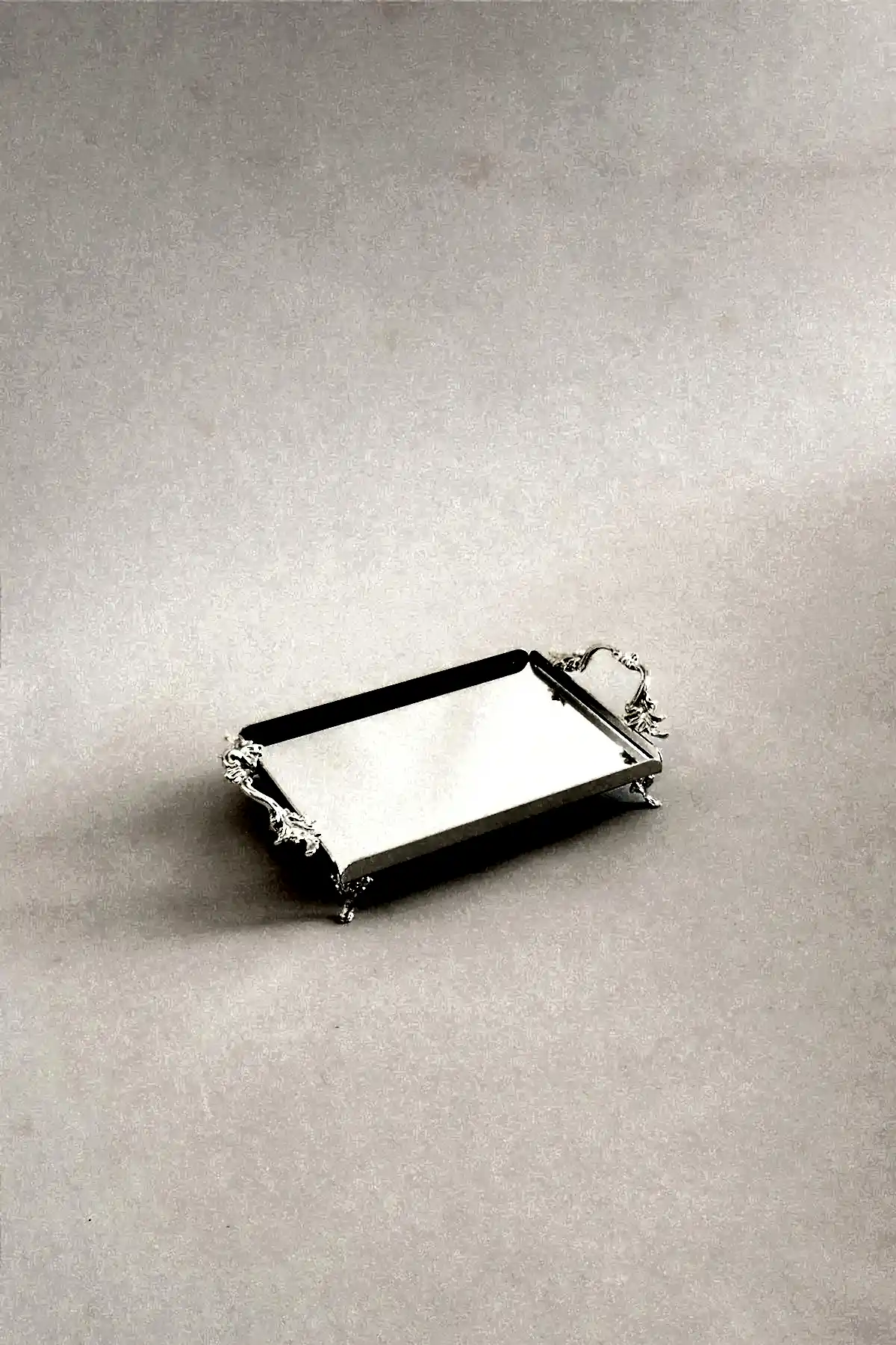 Mabel Zarif Kulplu Gümüş Mini Tepsi (25 x 15 cm) - Nazik Home - Yuvama Değer!