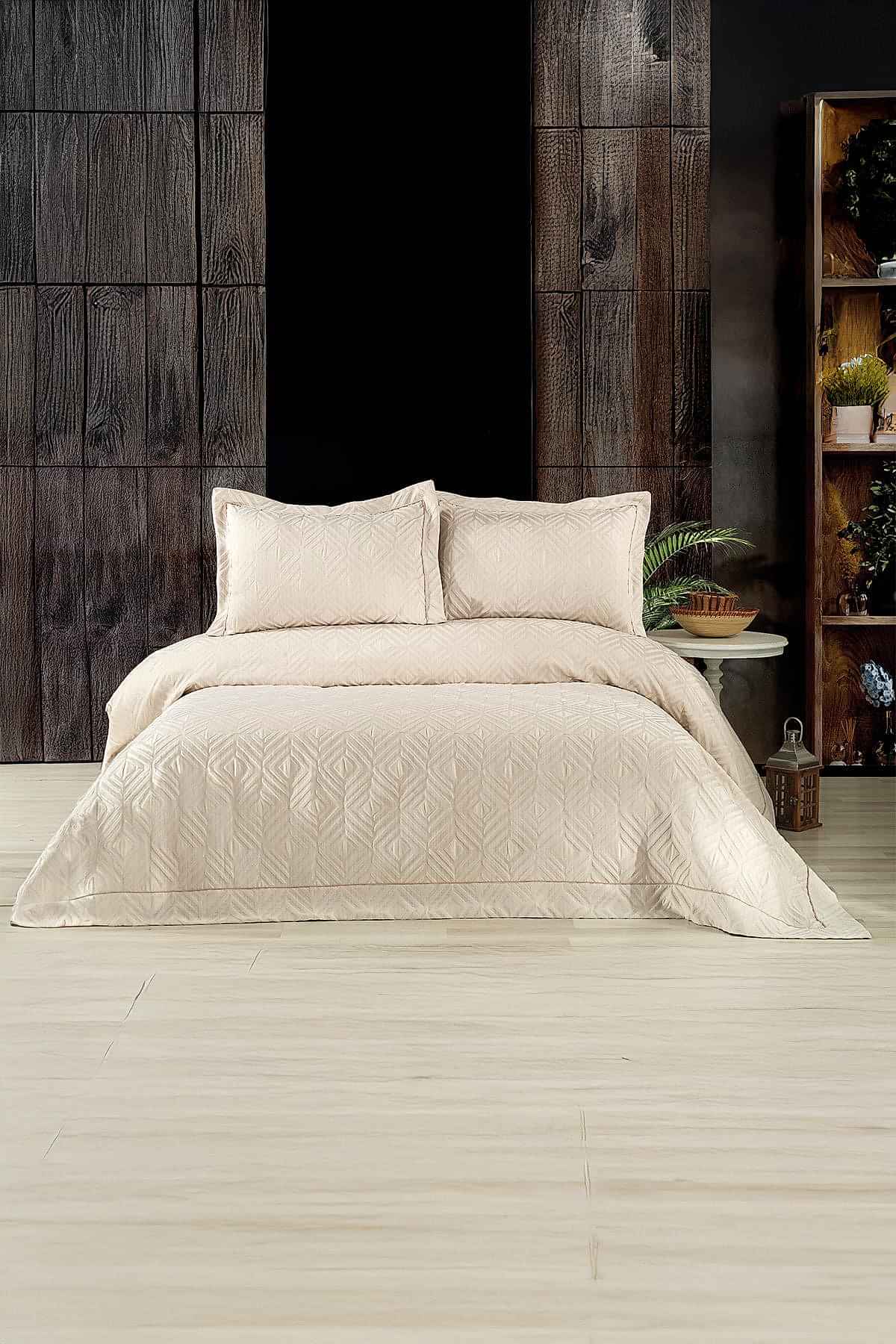 Malta Geometrik Desenli Jakarlı Çift Kişilik Yatak Örtüsü - Nazik Home - Yuvama Değer!