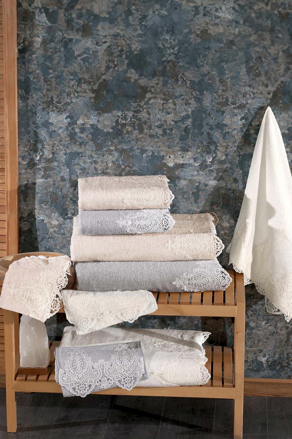 Marry Dantelli Banyo Havlusu (90 x 150 cm) - Nazik Home - Yuvama Değer!