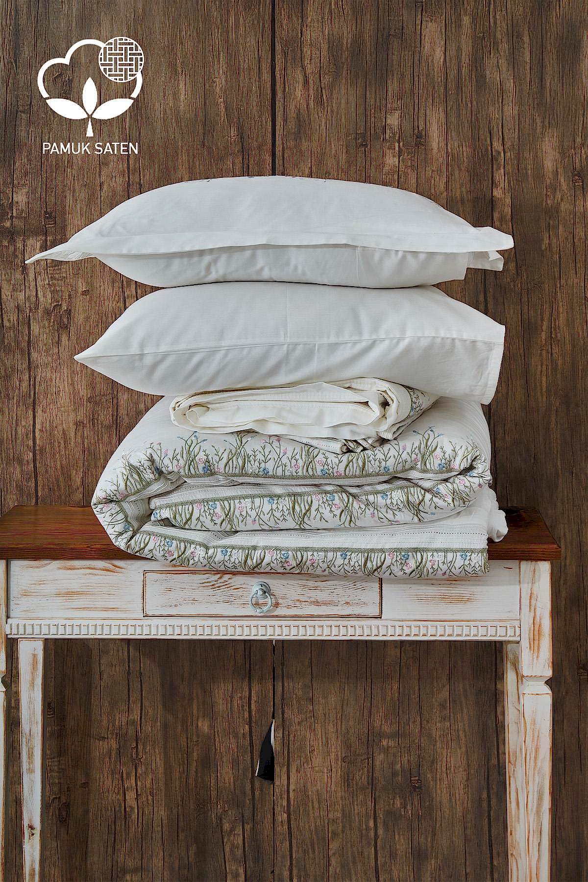 Masal İşlemeli Çift Kişilik 7 Parça Nevresim + Pike Set - Nazik Home - Yuvama Değer!