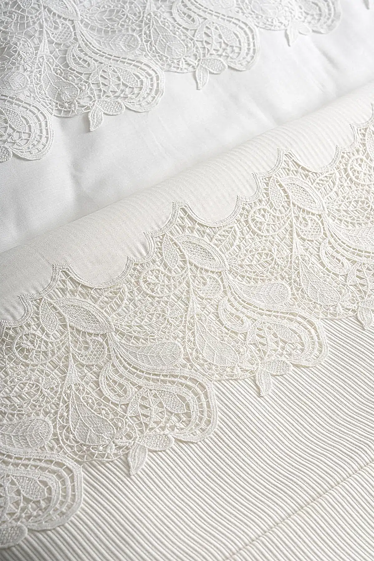 Mirena Dantelli Çift Kişilik 7 Parça Nevresim + Pike Set