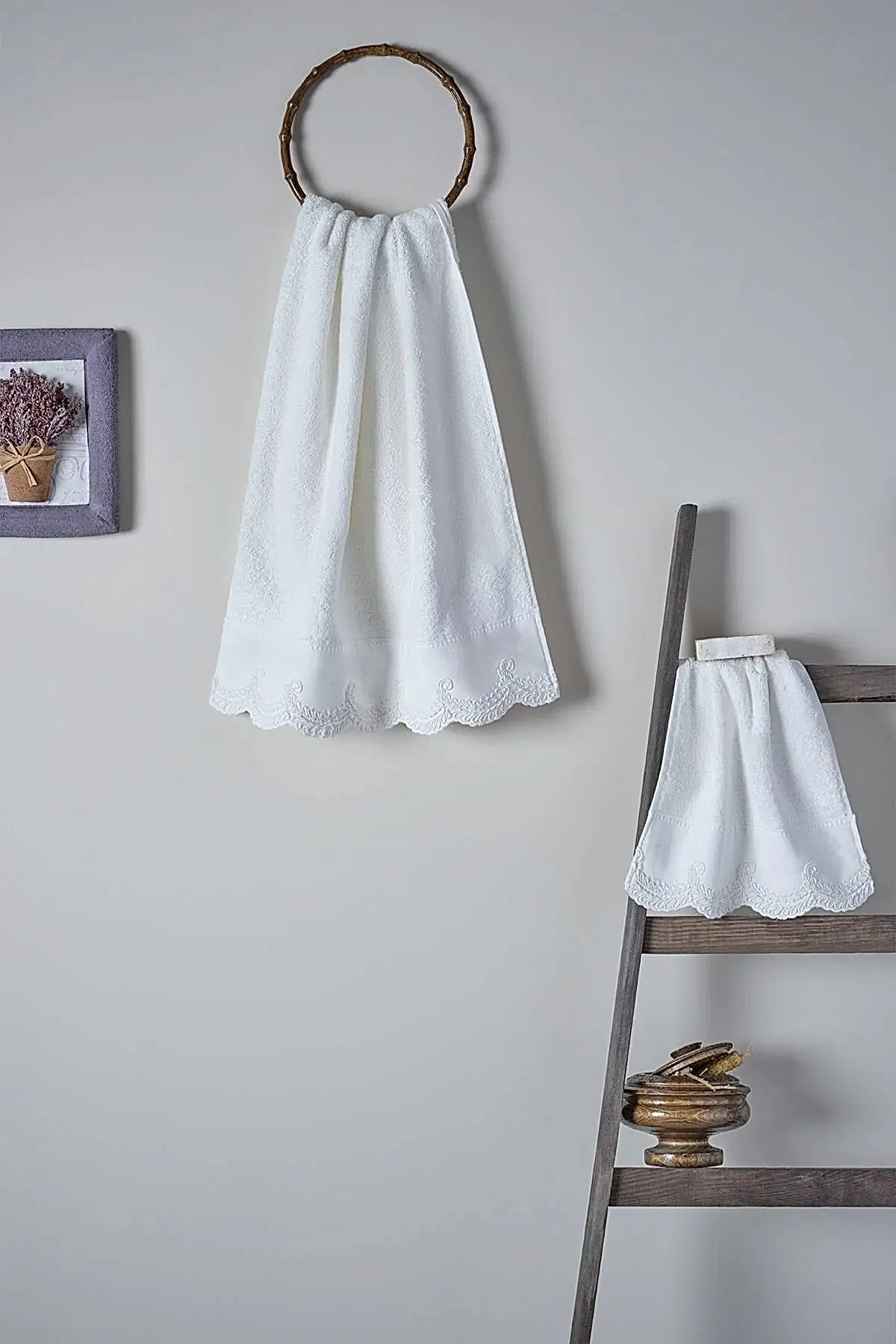 Ramos İşlemeli El Havlusu (30 x 50 cm) - Nazik Home - Yuvama Değer!