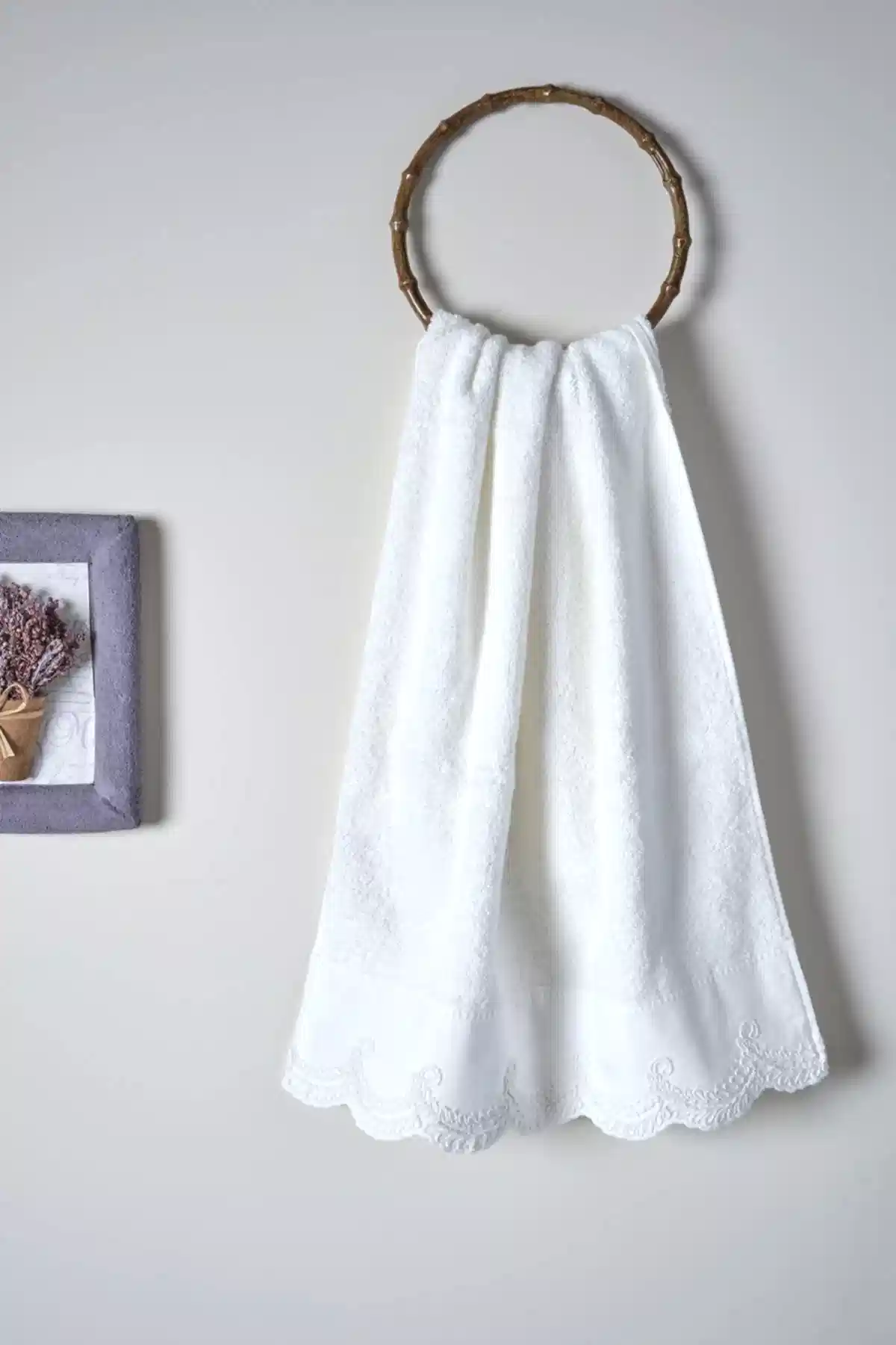 Ramos İşlemeli Banyo Havlusu (90 x 150 cm) - Nazik Home - Yuvama Değer!