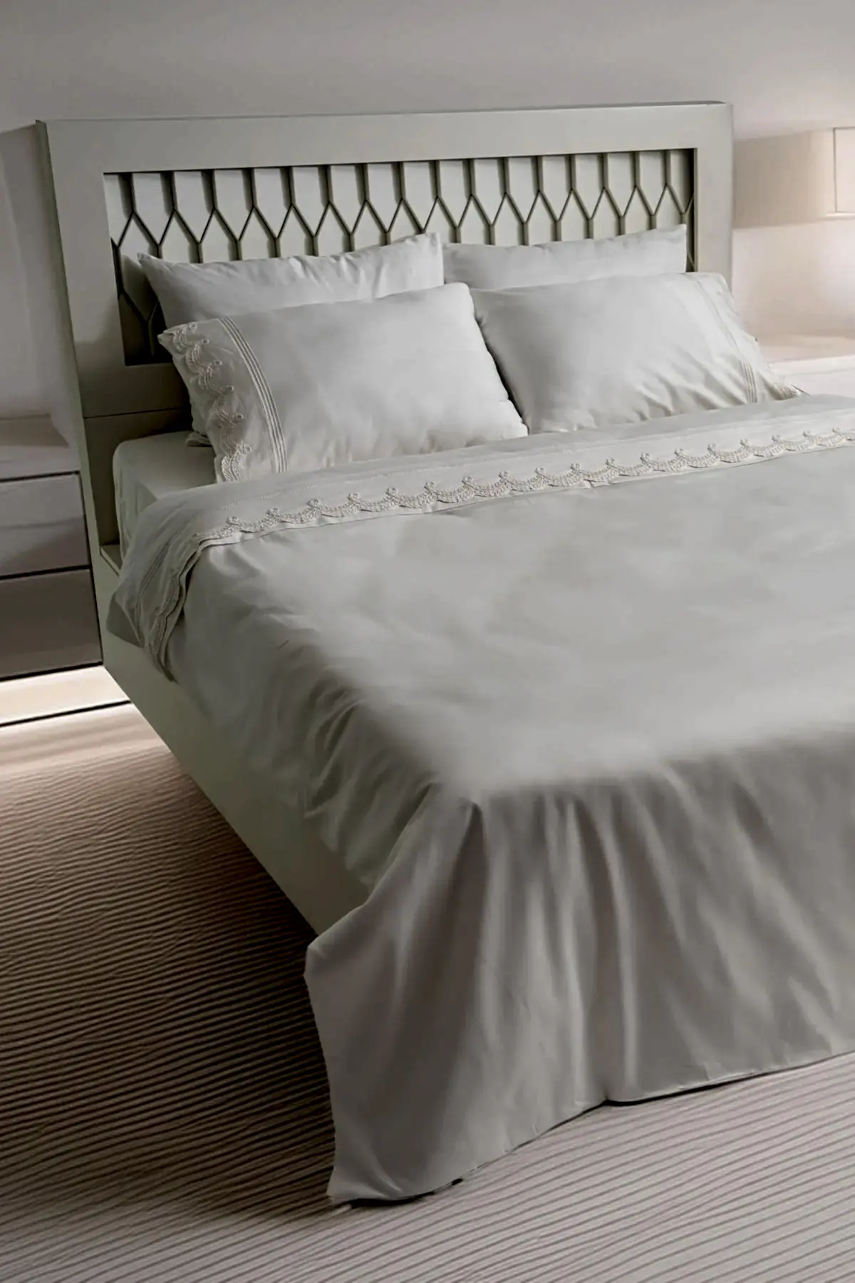 Ramos Nakış İşlemeli Pamuk Saten Çift Kişilik 6 Parça Nevresim Takımı