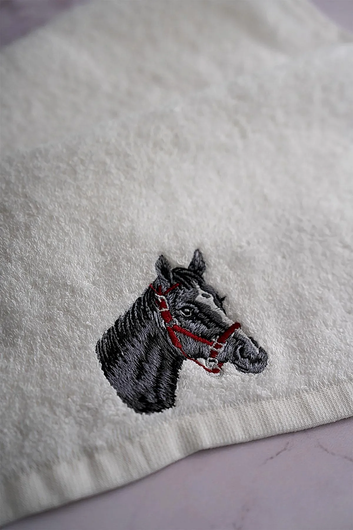 Safari Serisi Hayvan Nakışlı El Havlusu (30 x 50 cm)