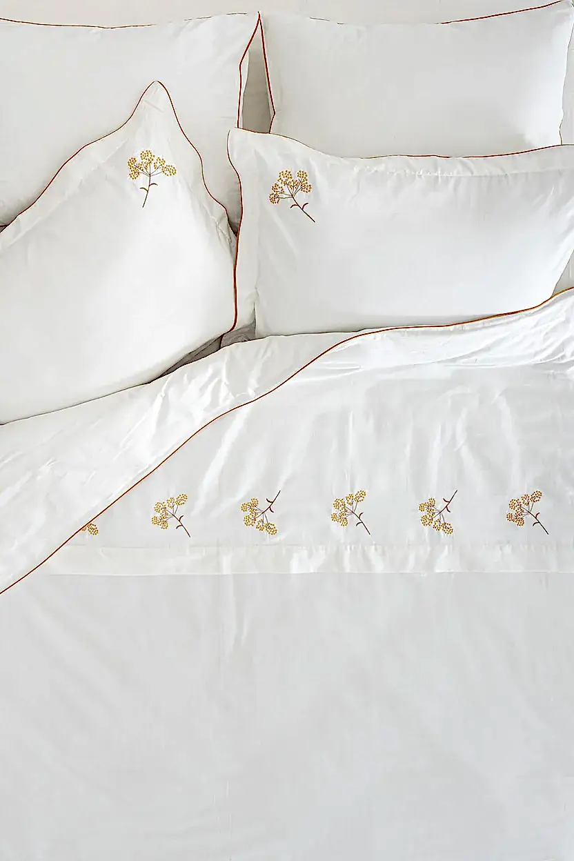 Sementa Çiçek Nakışlı Pamuk Saten Çift Kişilik 6 Parça Nevresim Takımı