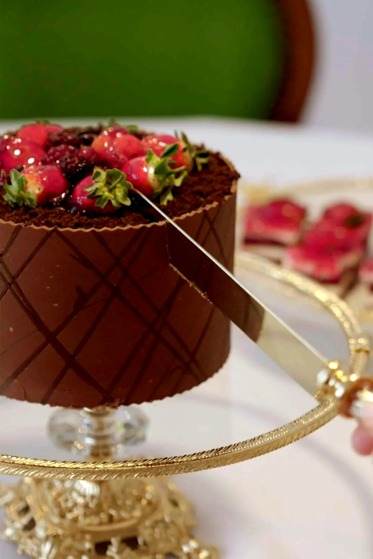 Sierra Altın Detaylı Ayaklı Sunumluk Yuvarlak (29 cm) - Nazik Home - Yuvama Değer!