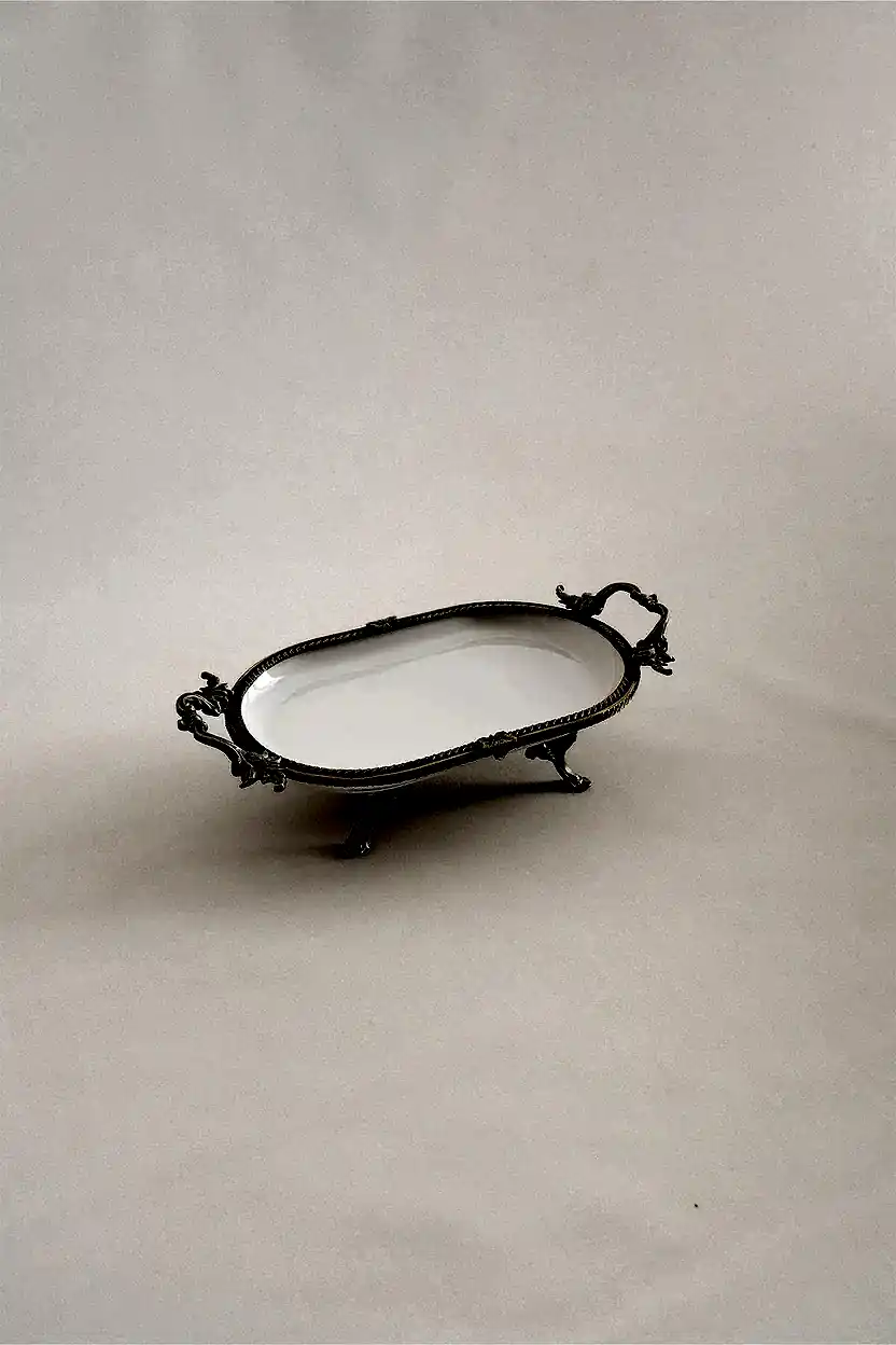 Sierra Eskitme Detaylı Kulplu Porselen Sunumluk Oval (25 x 15 cm) - Nazik Home - Yuvama Değer!