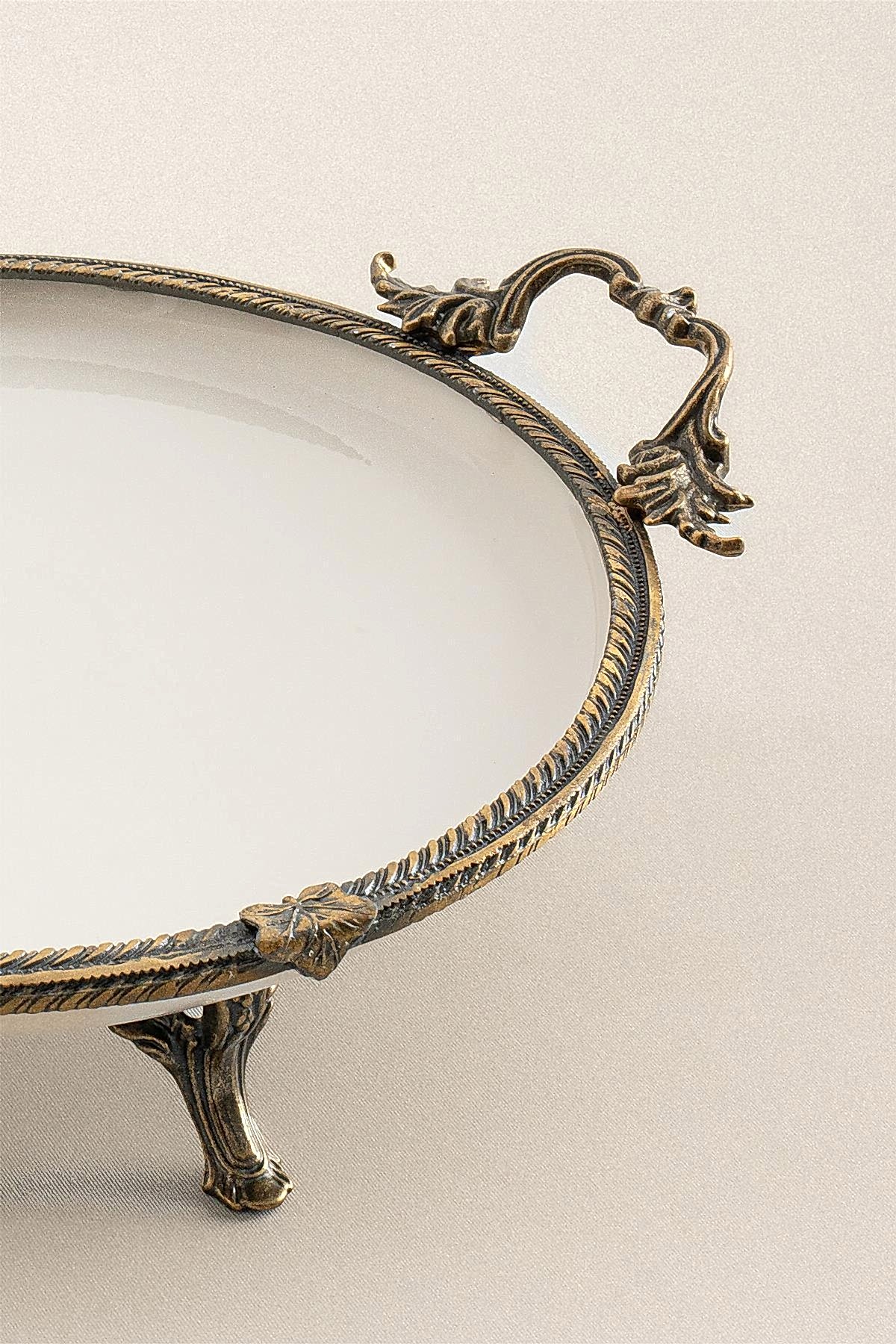 Sierra Eskitme Detaylı Kulplu Porselen Sunumluk Yuvarlak (25 cm) - Nazik Home - Yuvama Değer!