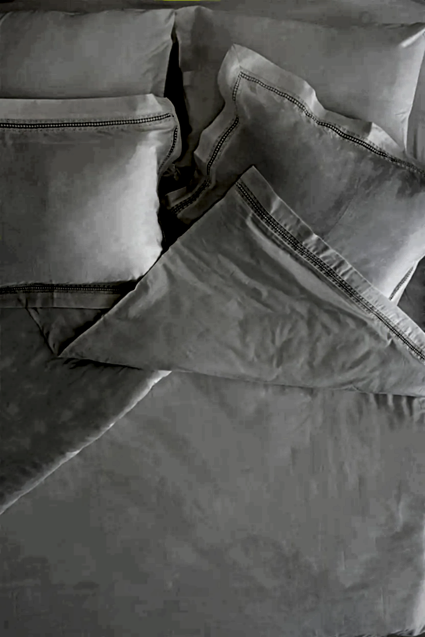 Sofia İşlemeli Pamuk Saten King Size 6 Parça Nevresim Takımı