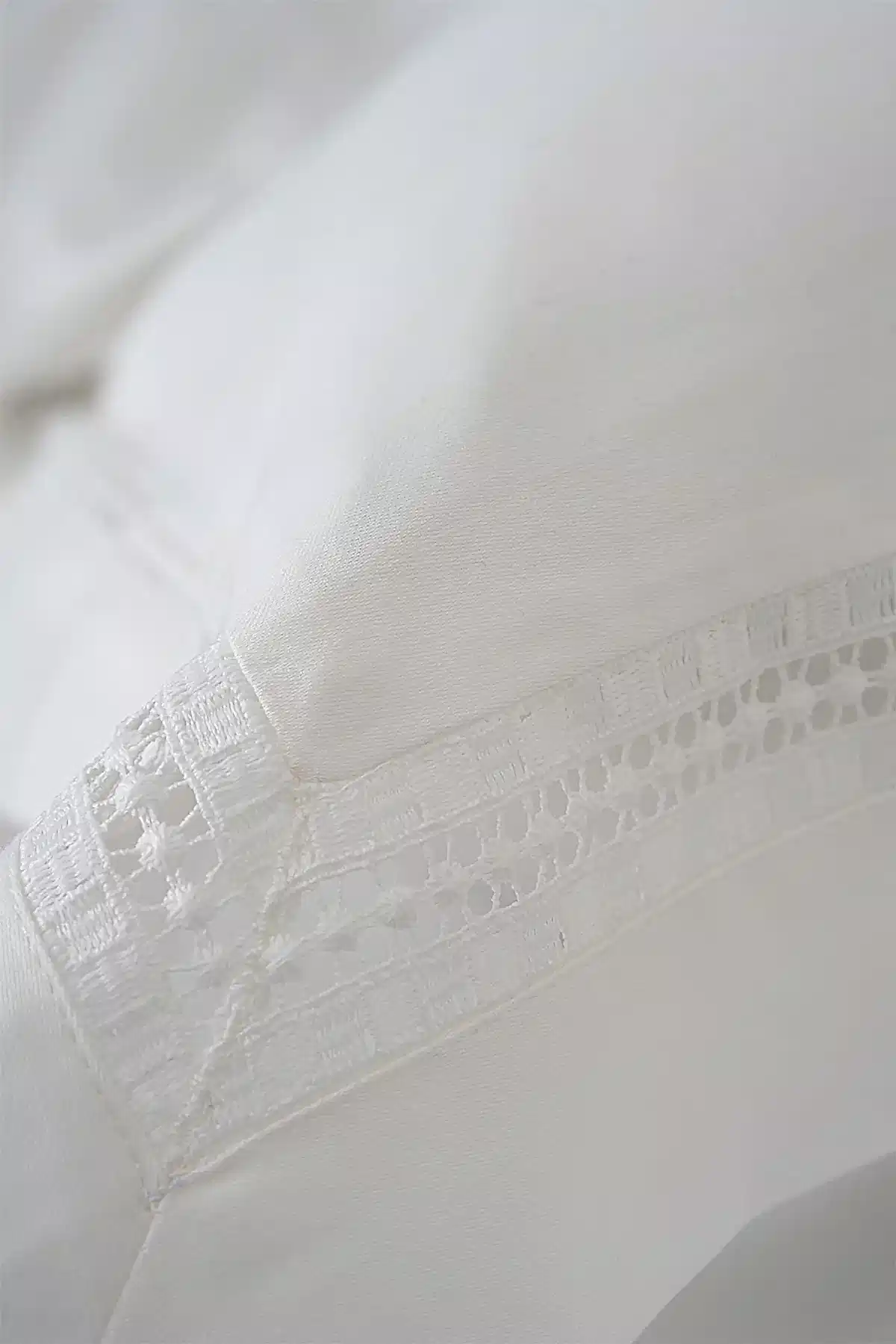 Sofia İşlemeli Pamuk Saten King Size 6 Parça Nevresim Takımı