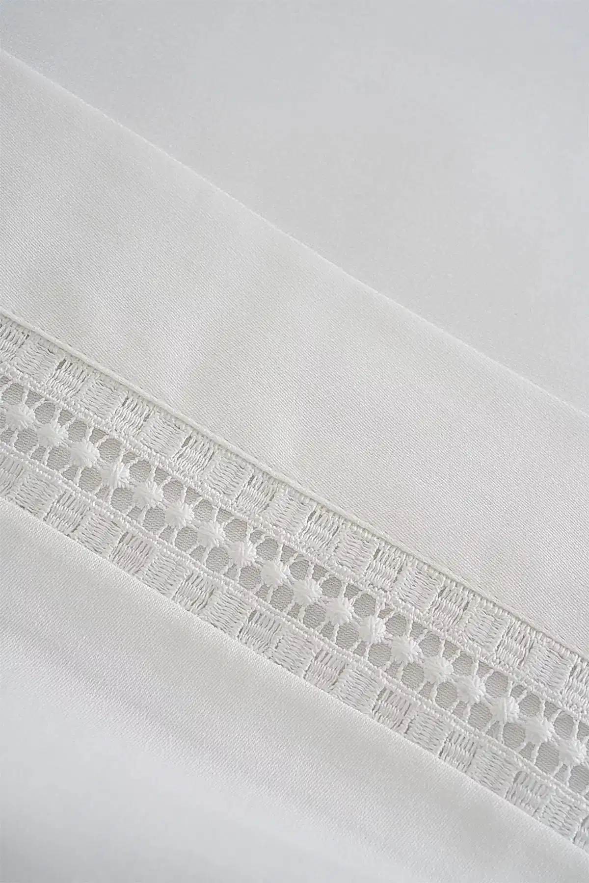 Sofia İşlemeli Pamuk Saten Süper King Size 6 Parça Nevresim Takımı