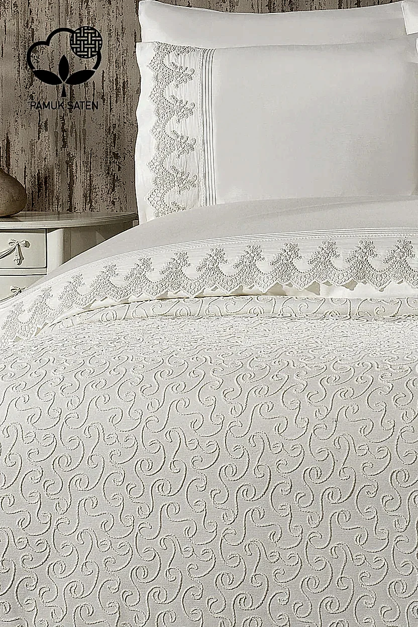 Tual İşlemeli Süper King Size 7 Parça Nevresim + Pike Set - Nazik Home - Yuvama Değer!