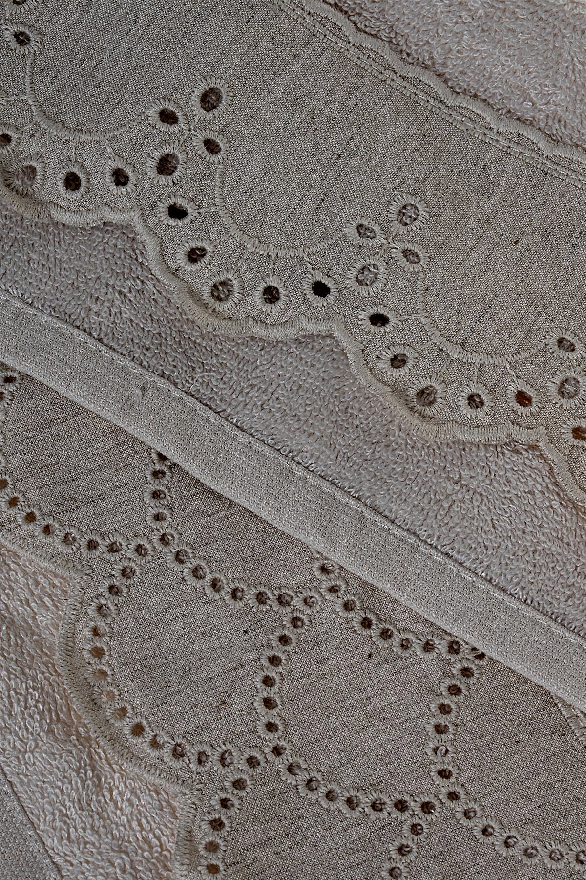 Verona 4'lü Hediyelik Bambu El Havlusu Seti (30 x 30 cm)