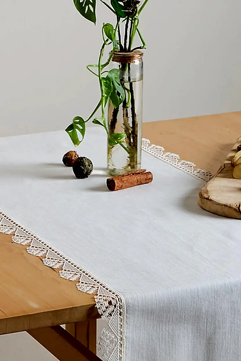 Zarif Dantelli Runner (40 x 140 cm) - Nazik Home - Yuvama Değer!