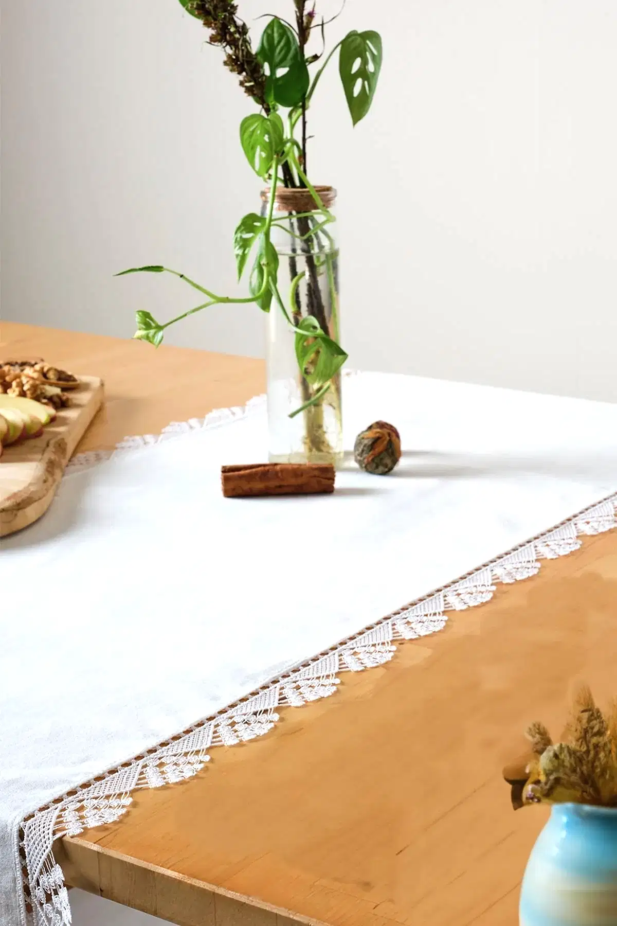 Zarif Dantelli Runner (40 x 140 cm) - Nazik Home - Yuvama Değer!